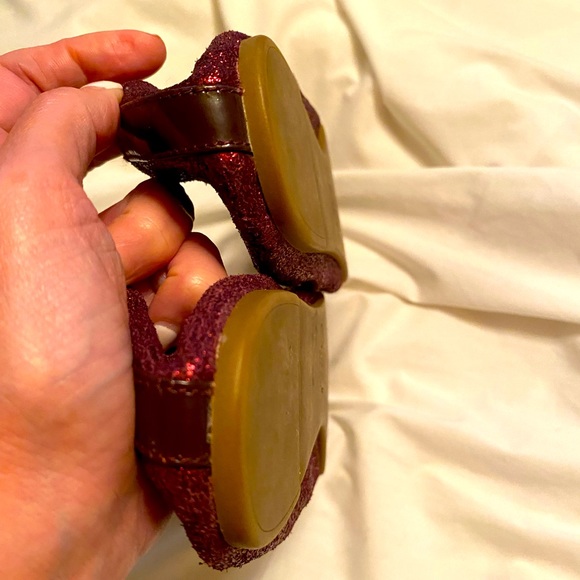 Coach Darsi Metallic Burgundy ballet flats with Gold hardware size 8.5 - Picture 14 of 16